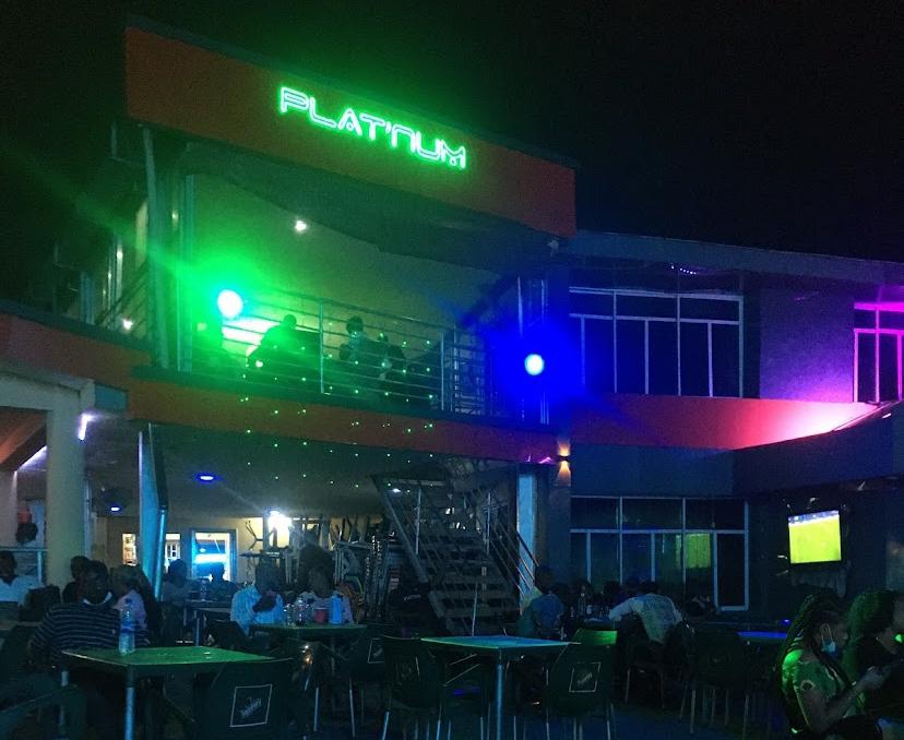 Platinum lounge