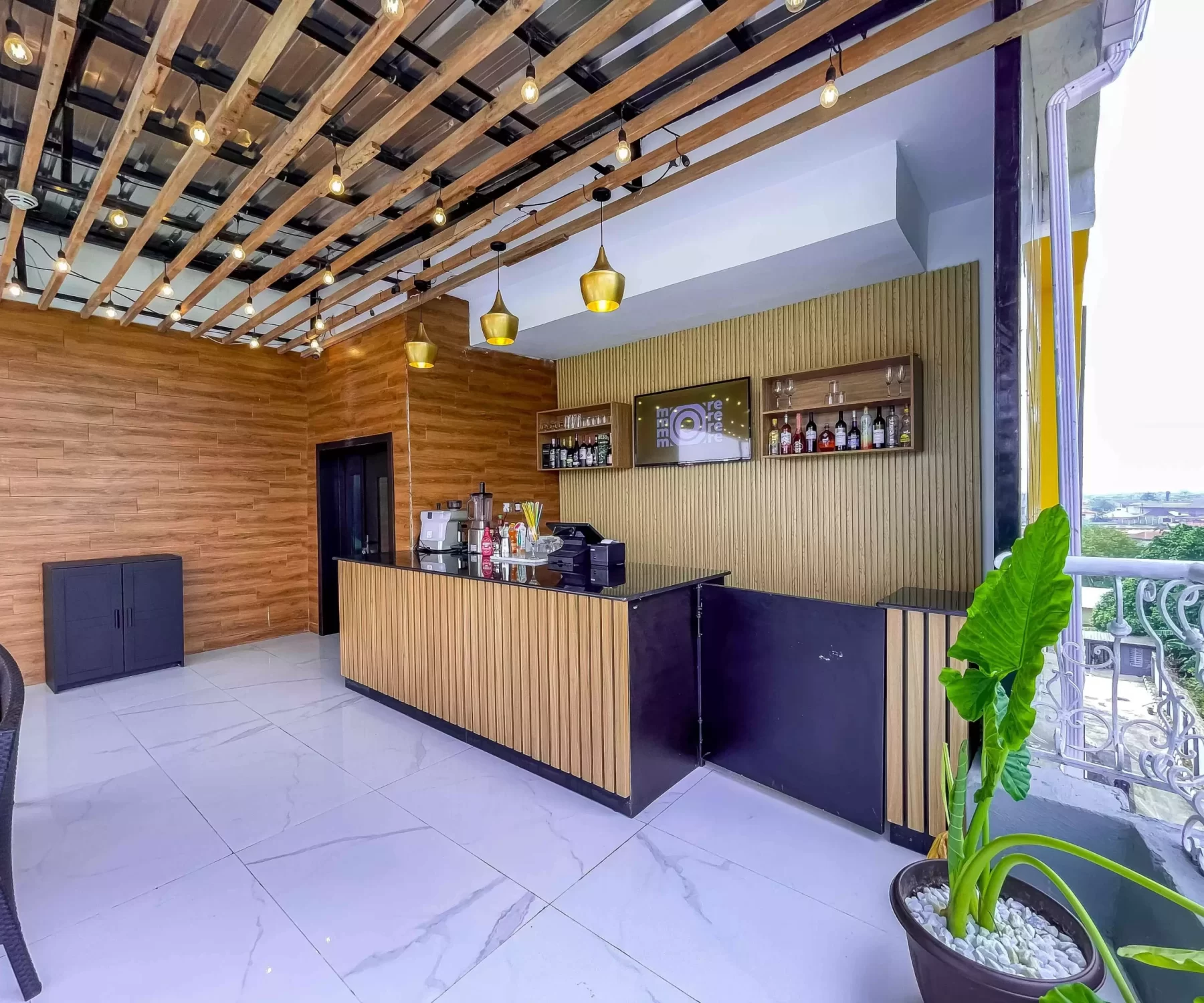 Sky Lounge